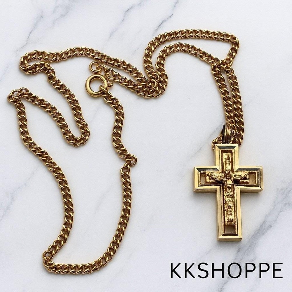 Gold Tone Cross Pendant Necklace Classic‎ Faith Jewelry 18"